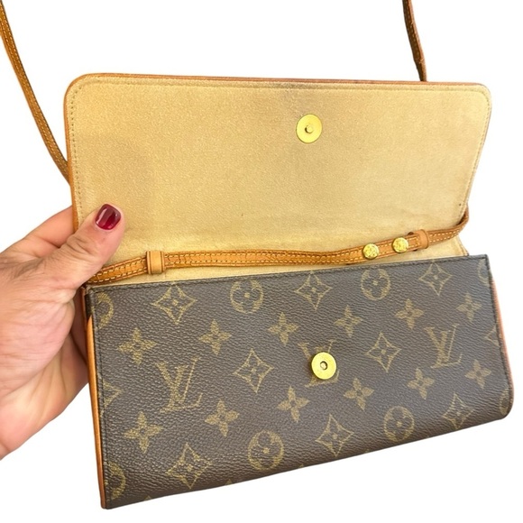 LOUIS VUITTON POCHETTE TWIN GM CROSSBODY BAG MONOGRAM - Picture 4 of 12